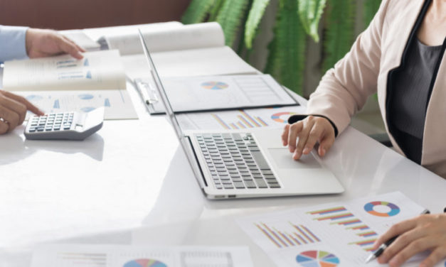Performance Reviews Or Continuous Feedback: The Right Approach To Learner Evaluation And Engagement