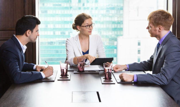 Using Effective Q&A Model To Create Engaging Custom eLearning Courses With Mini-Cases