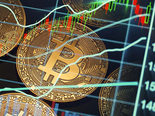 Crypto News Daily – Bitcoin in Brief Thursday: Crypto Traders in Troubled Waters