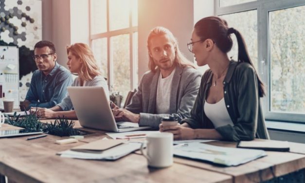 5 Ways That Employee Onboarding Software Increases Customer Loyalty